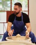 סדנת קרמיקה קבוצתית – אובניים ופיסול