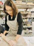 סדנת קרמיקה הטבעת חותמות צמחים ושלל טקסטורות