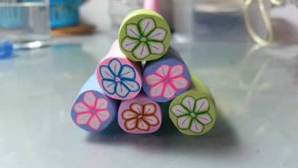 סדנת יצירה בפימו בשיטת "מילפיורי"