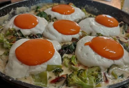סדנת בראנץ’ טבעונית ושקשוקה מולקולרית – בתיאום מראש
