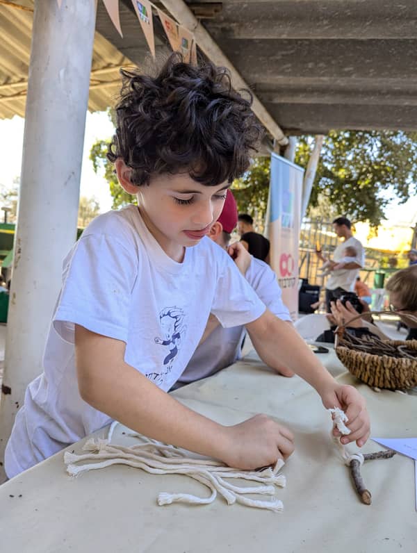 יצירת אומנות במקרמה