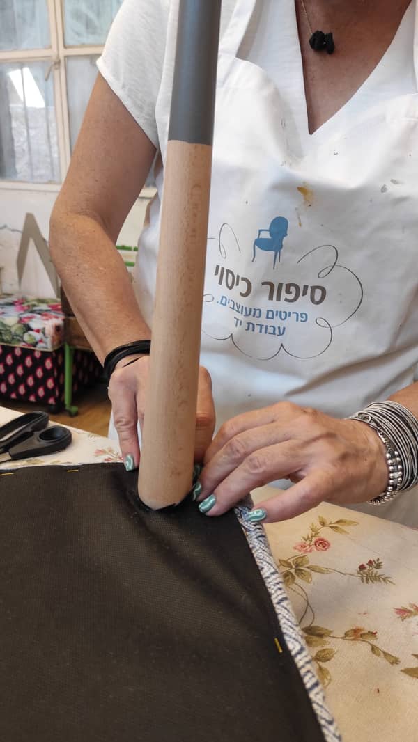 סדנת ריפוד – פיפטיז שיק