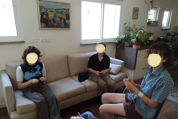 כל אחד יכול: סדנת סריגה צבעונית וקלילה