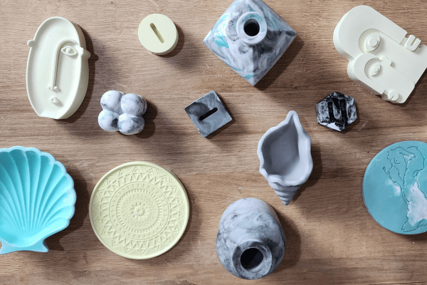 סדנת גבס מעשית: סדנה ליציקת פריטים מעוצבים לבית