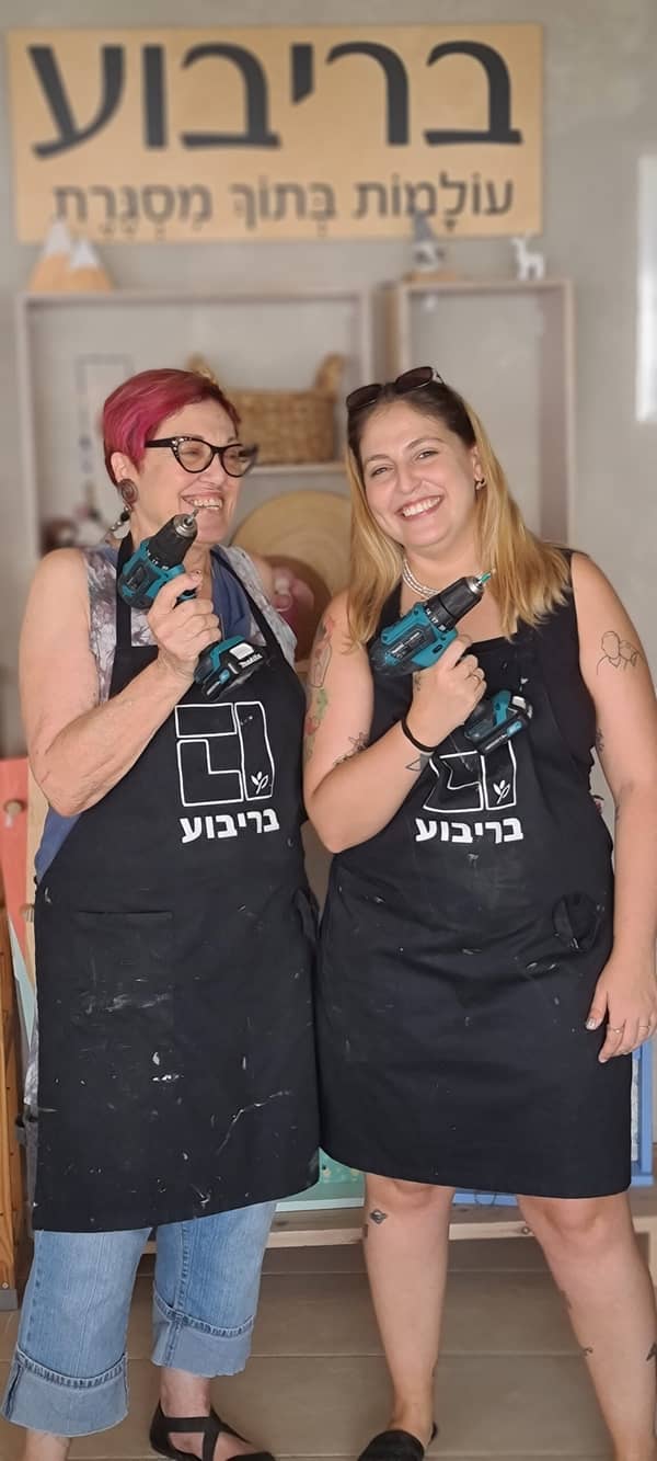 בריבוע – סדנאות נגרות מול הנוף