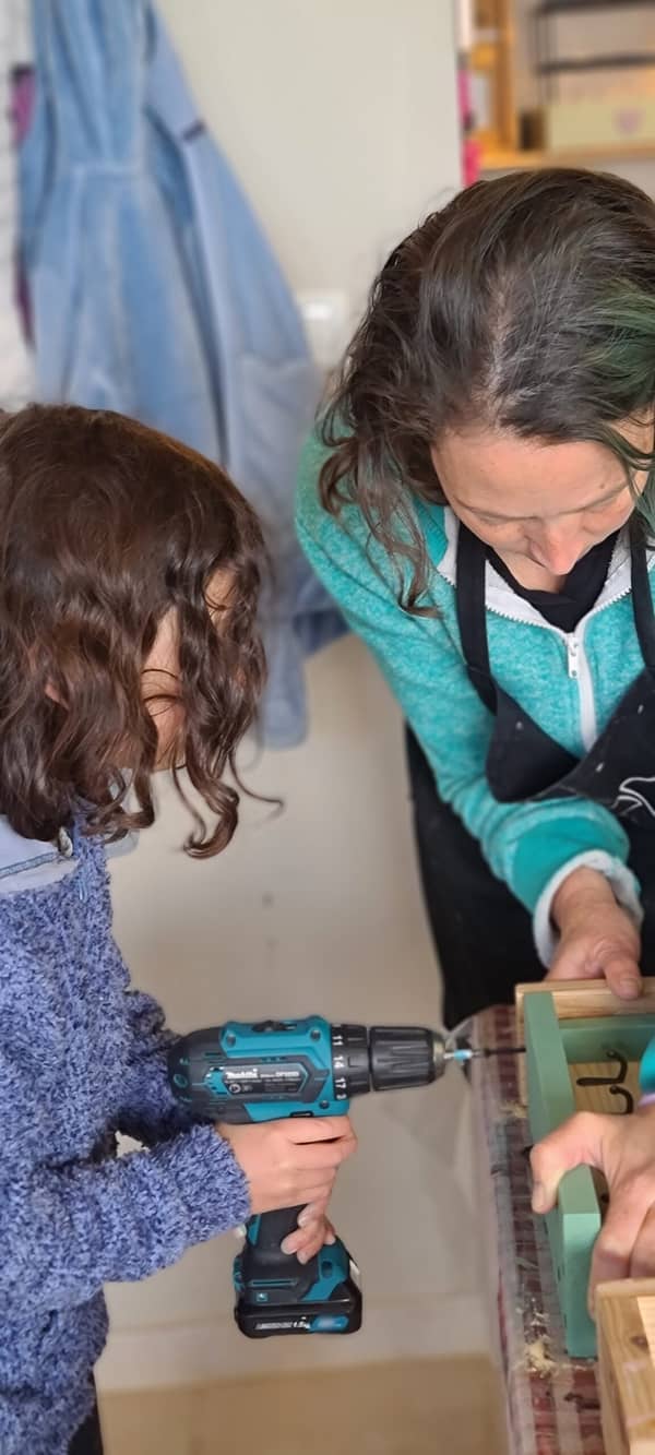 בריבוע – סדנאות נגרות מול הנוף