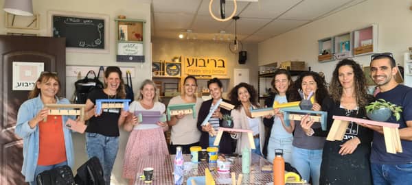 בריבוע – סדנאות נגרות מול הנוף