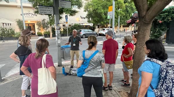 סיור בעקבות אריק איינשטיין