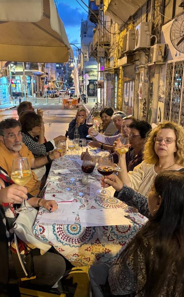 אין כמו לוינסקי בלילות🍷🍷 סיור קולינרי עם שיק