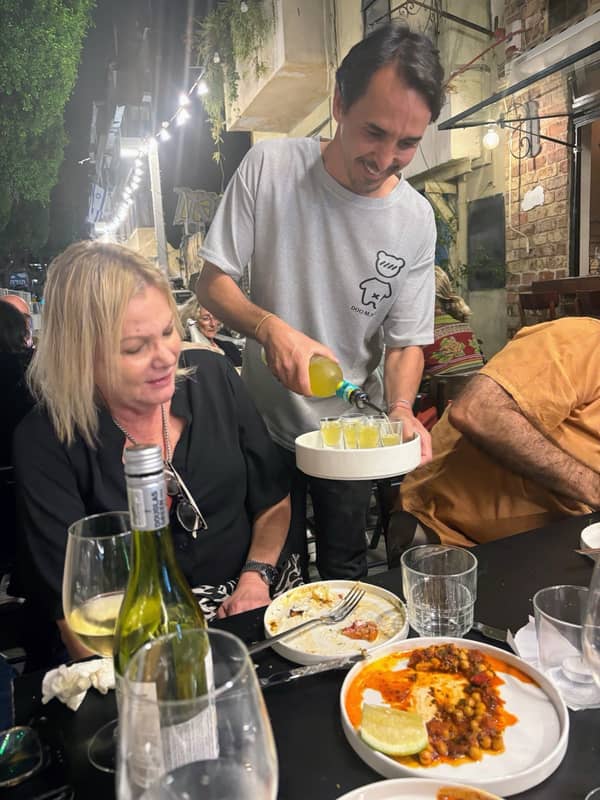 אין כמו לוינסקי בלילות🍷🍷 סיור קולינרי עם שיק