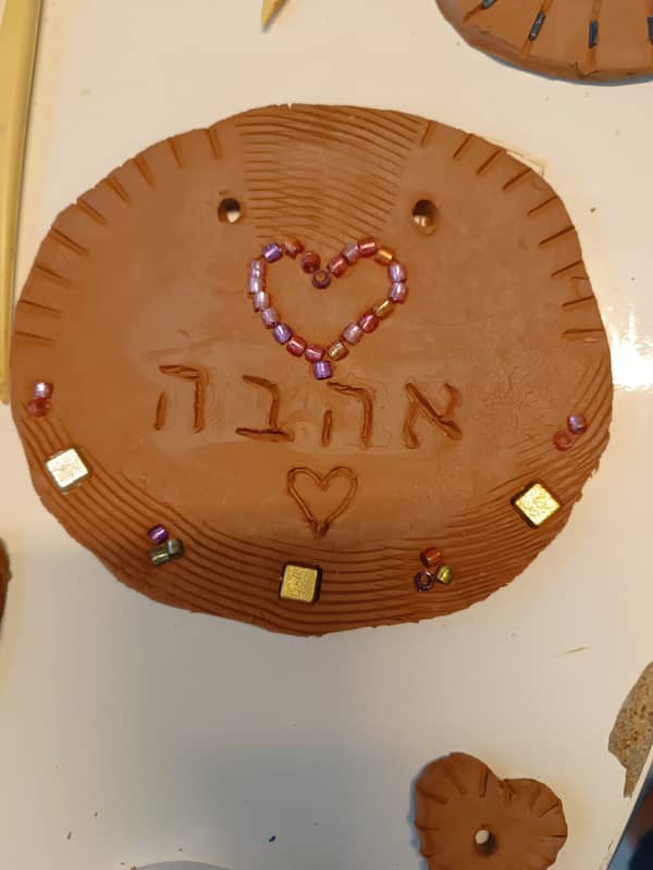 סדנת יצירה בחימר