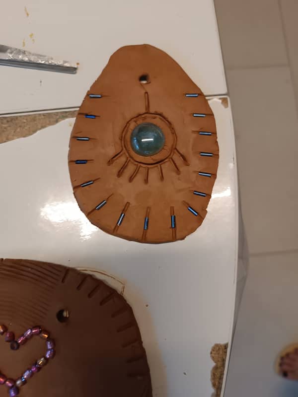 סדנת יצירה בחימר