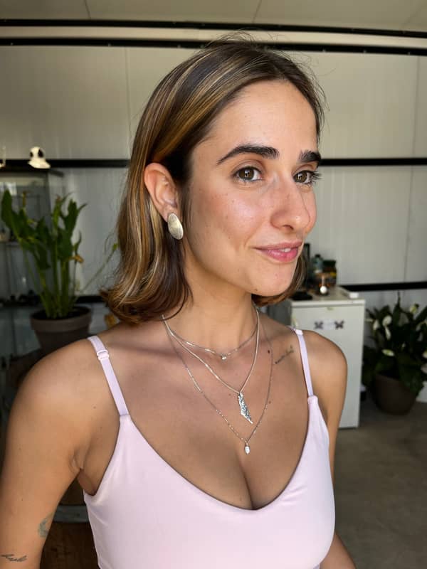 סדנת צורפות פרטית במושב מוקף שדות ירוקים