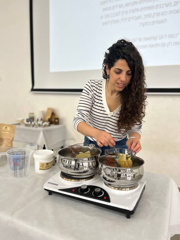 ארומתרפיה ורוקחות טבעית בנושא חורף