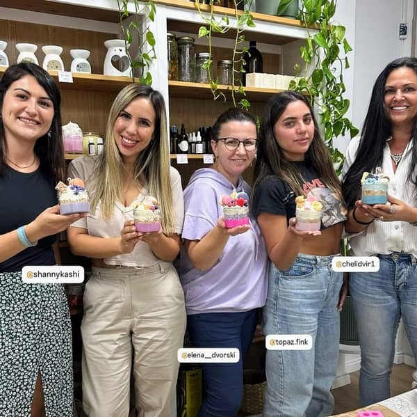 סדנה להכנת נרות קינוח מעוצבים משעוות סויה טבעית