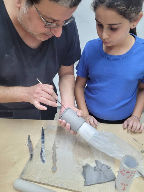 סדנת קרמיקה פרטית – מרחב ליצירה