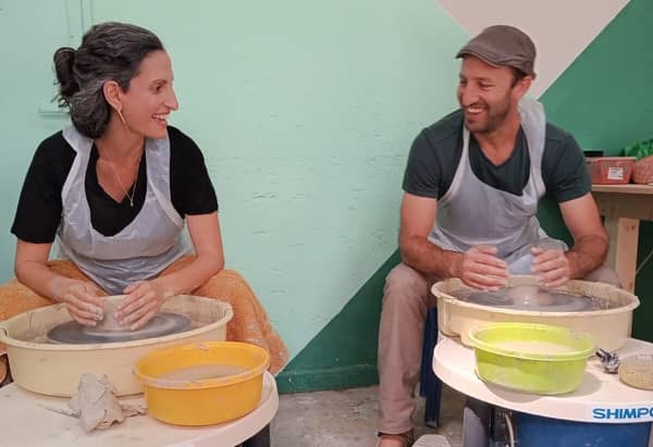 סדנת קרמיקה ואובניים פרטית בפרדס חנה