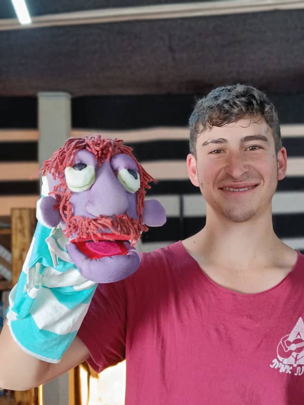 סדנה להכנת בובת ספוג קלילה