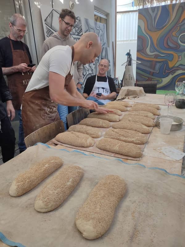 סדנה לאפיית לחמי מחמצת בשיטה המסורתית