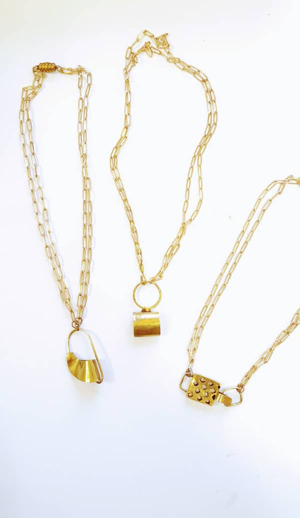 סדנת צורפות באווירה כפרית