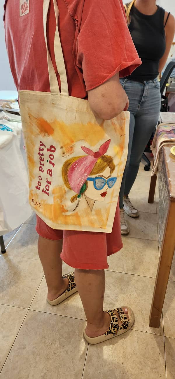 סדנת ציור על בדים ובגדים