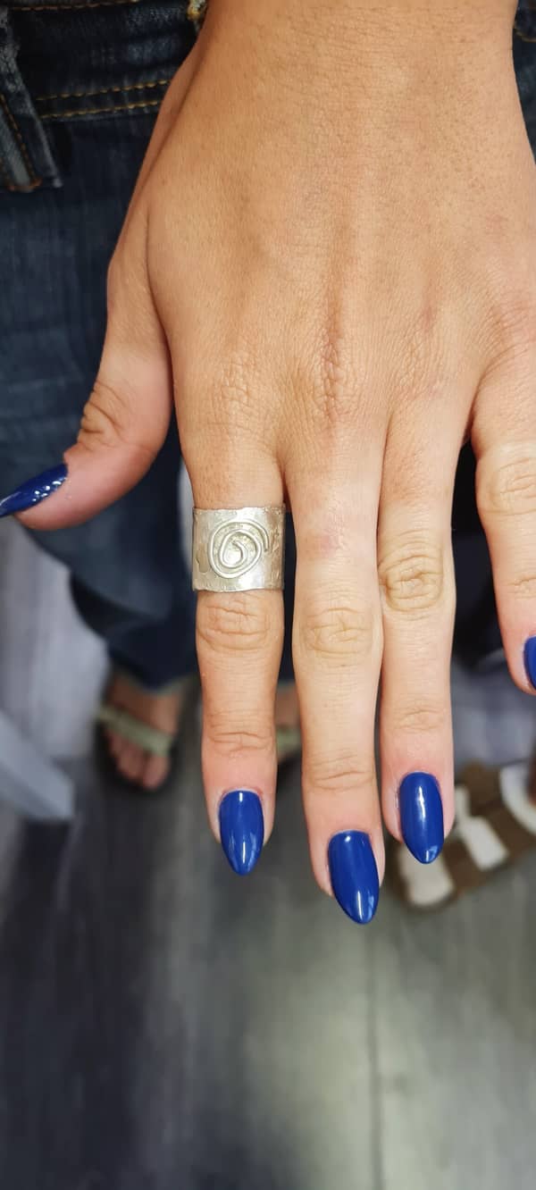 סדנת צורפות באווירה כפרית